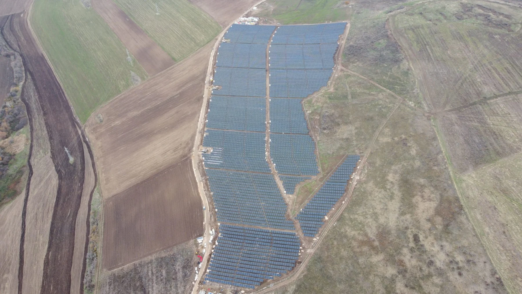 A photovoltaic installation amid agricultural land